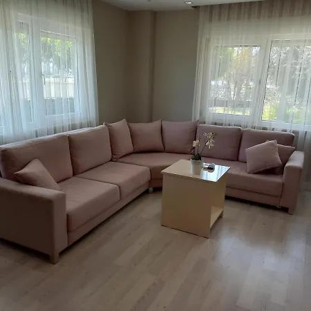 B 1+1 Furnished Near To Sea Appartamento Antalia